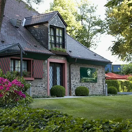 شتايغنبيرغر مطار فندق