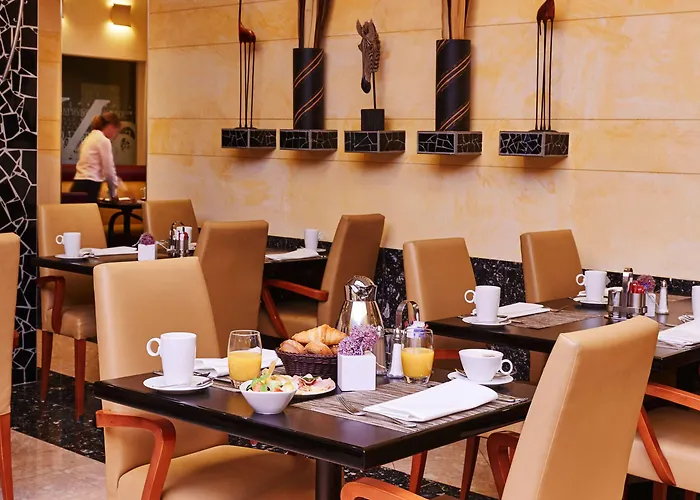 法兰克福施泰根博阁度假酒店 4* 美因河畔法兰克福