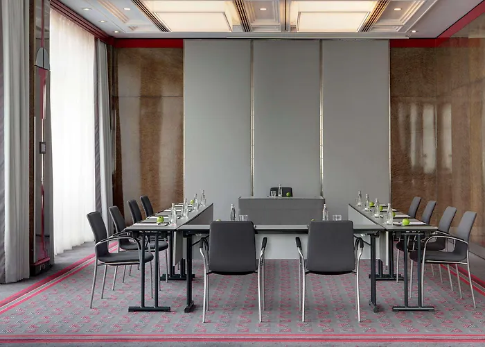 Steigenberger Airport Frankfurt Hotel 4*