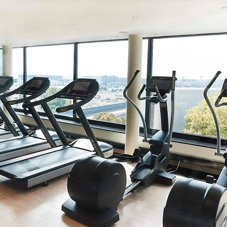 Otel Steigenberger Airport Frankfurt 4*