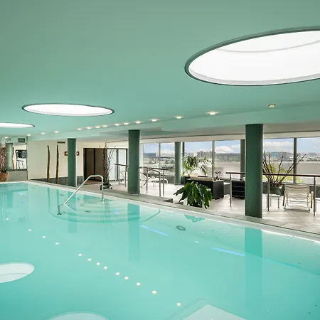 Otel Steigenberger Airport Frankfurt 4*