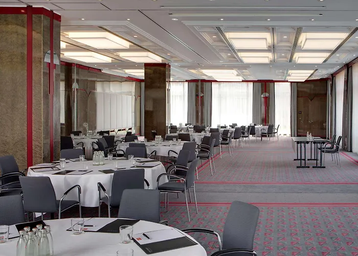 Steigenberger Airport Frankfurt Otel 4*